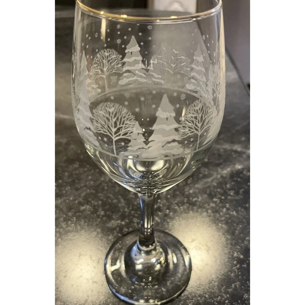 VNTG Set of 6 Winter Wonderland Scene White Frosted Trees Wine Goblets Gold Trim